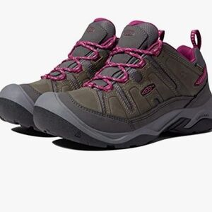 KEEN Women's Circadia Low Height Comfortable Waterproof Hiking Shoes